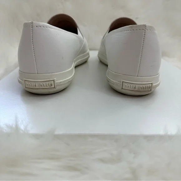 Miu Miu Leather Metal Pointed Toe Slip on Sneakers 8.5 White - Silver - Picture 5 of 6